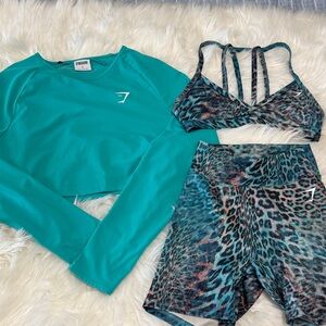 Gymshark Power set and training crop top. Read description.